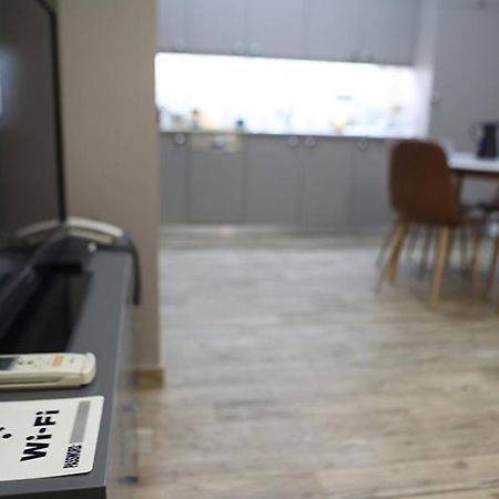 Όμορφο Διαμέρισμα Σε Διατηρητέο Κτίσμα Στην Αθήνα Ngoại thất bức ảnh
